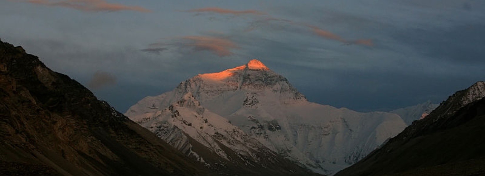 Rainbow Valley Everest - Mount Everest's Death Zone